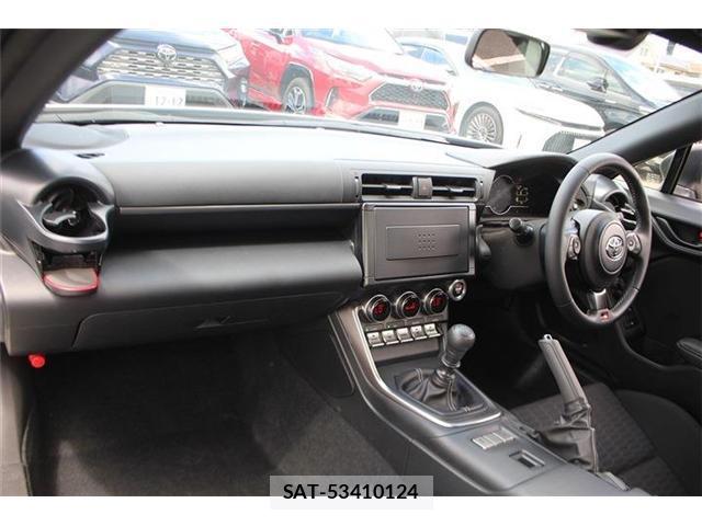 Toyota GR86 2025-04 8343552-6