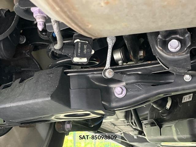 Toyota HARRIER HYBRID 2023-02 8343328-19