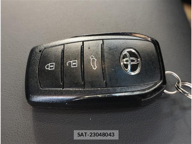 Toyota HARRIER 2023-07 8342449-17