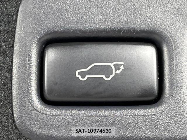 Toyota HARRIER 2017-07 8342499-6