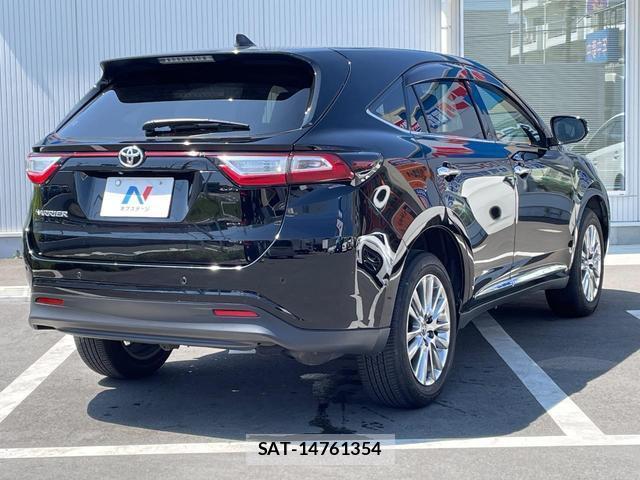 Toyota HARRIER 2018-05 8342721-16