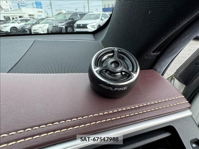 Toyota HARRIER 2017-06 8343141-14