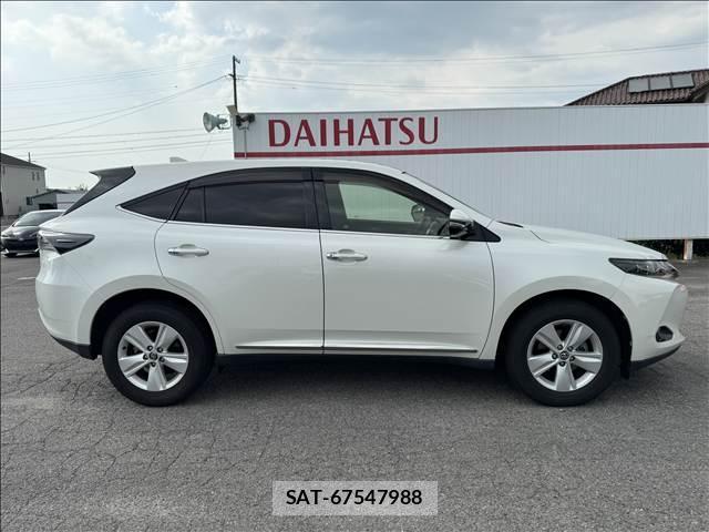 Toyota HARRIER 2017-06 8343141-17