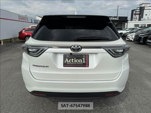 Toyota HARRIER 2017-06 8343141-18