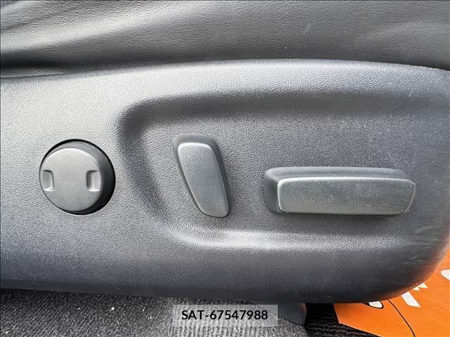 Toyota HARRIER 2017-06 8343141-6