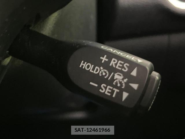 Toyota HARRIER 2020-06 8343190-4