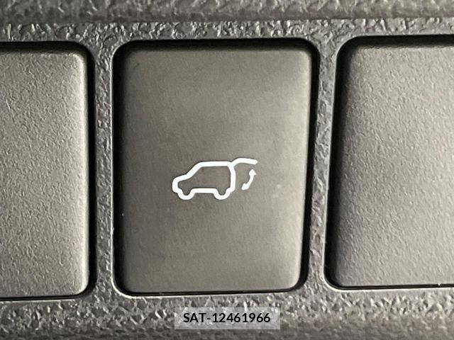 Toyota HARRIER 2020-06 8343190-5