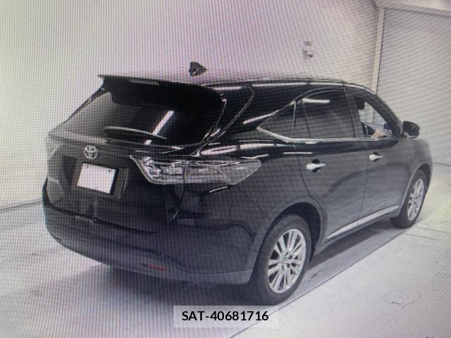 Toyota HARRIER 2017-04 8343567-4