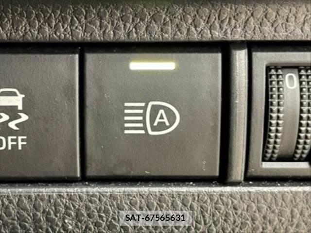 Toyota HARRIER 2023-06 8344338-5