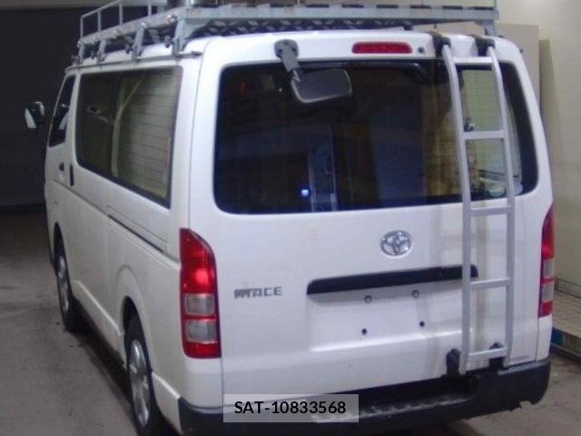 Toyota HIACE VAN 2018-06 8342798-1