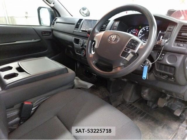 Toyota HIACE VAN 2021-10 8342800-3