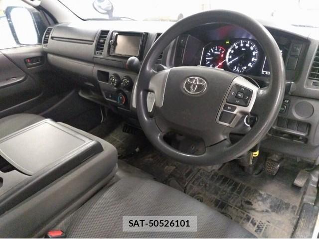 Toyota HIACE VAN 2021-10 8342802-3