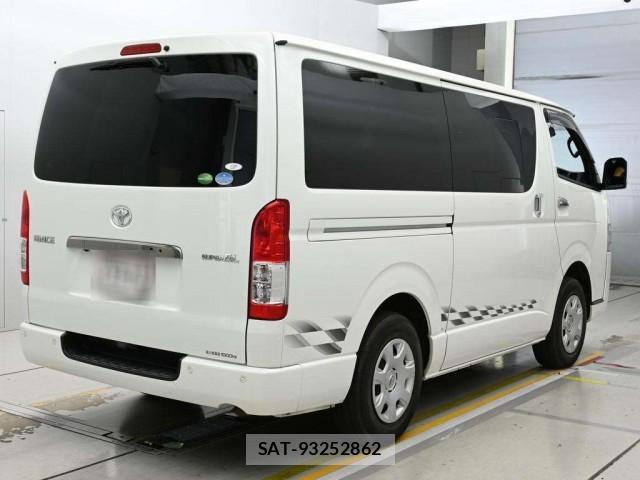 Toyota HIACE VAN 2021-01 8342807-1