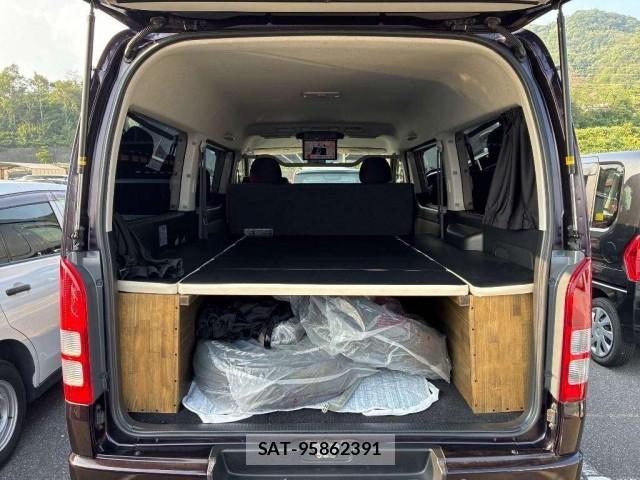 Toyota HIACE VAN 2013-07 8342812-2