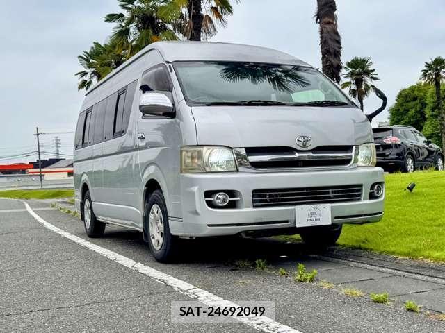 Toyota HIACE VAN 2006-07 8342897-11