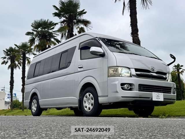 Toyota HIACE VAN 2006-07 8342897-5
