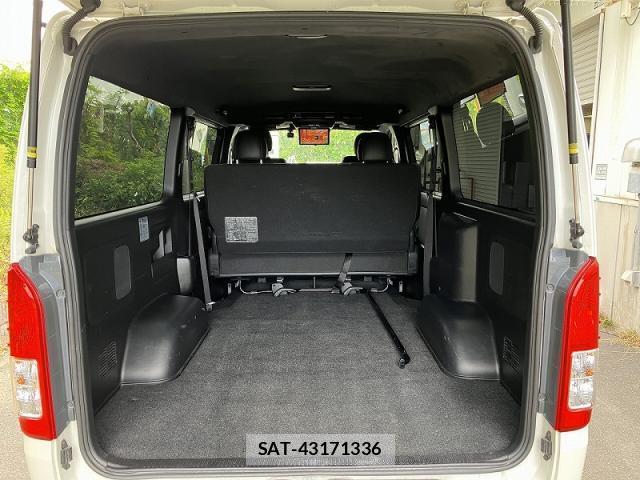 Toyota HIACE VAN 2022-08 8343223-6