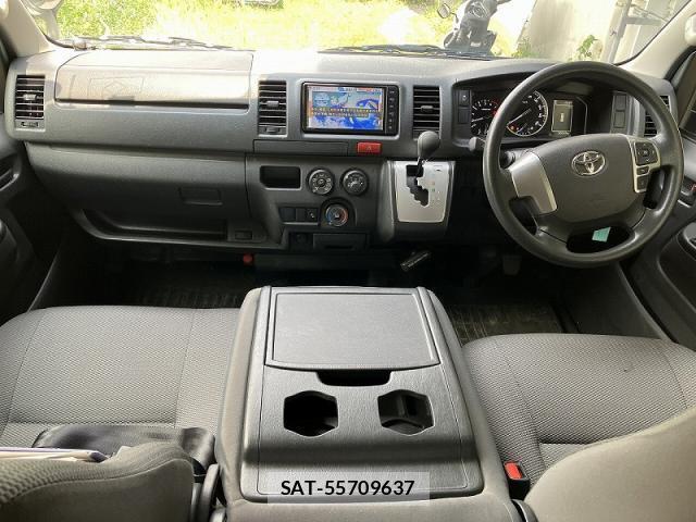 Toyota HIACE VAN 2021-08 8343229-3