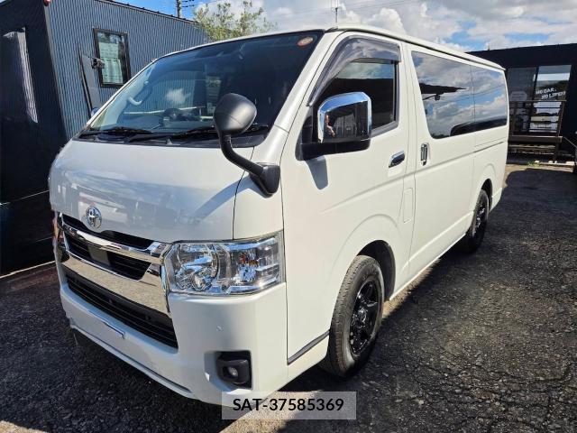Toyota HIACE VAN 2022-04 8343429-0