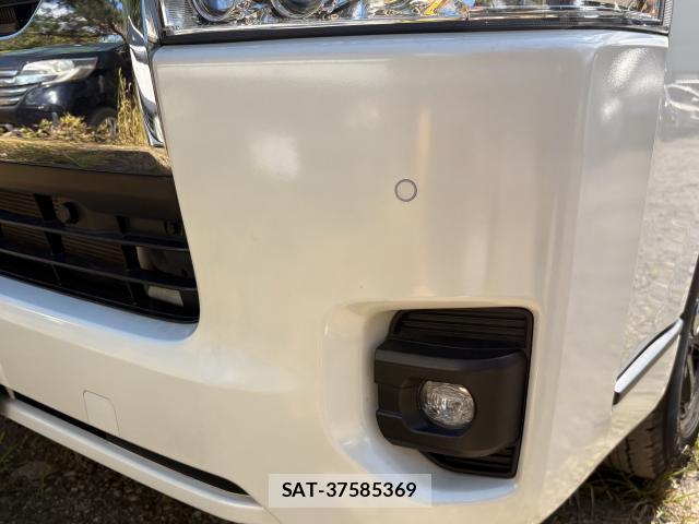 Toyota HIACE VAN 2022-04 8343429-11