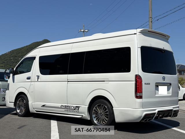 Toyota HIACE VAN 2016-11 8343507-1