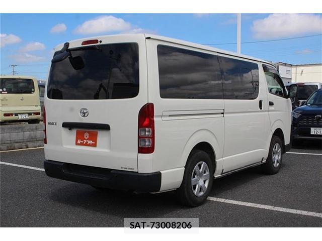 Toyota HIACE VAN 2022-11 8343553-15