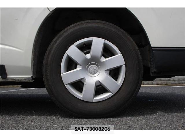 Toyota HIACE VAN 2022-11 8343553-17