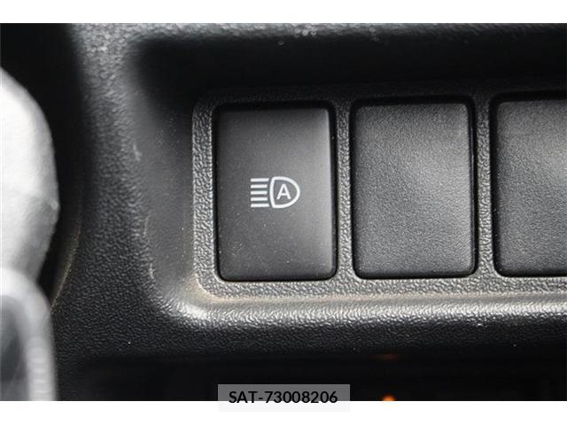 Toyota HIACE VAN 2022-11 8343553-5