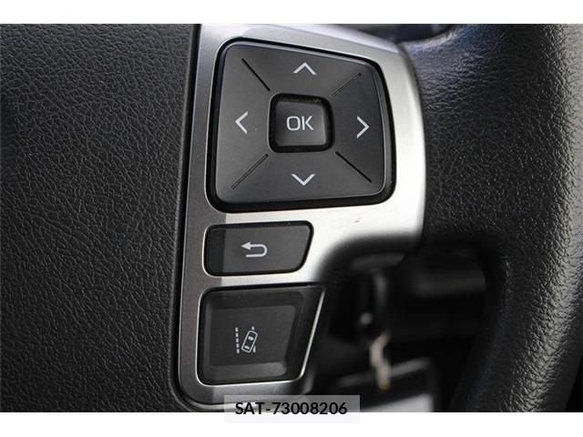 Toyota HIACE VAN 2022-11 8343553-7
