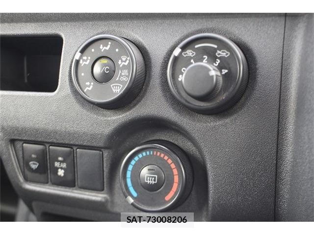 Toyota HIACE VAN 2022-11 8343553-8