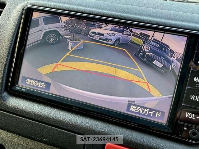 Toyota HIACE VAN 2021-06 8343729-12