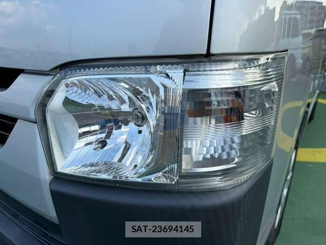 Toyota HIACE VAN 2021-06 8343729-16