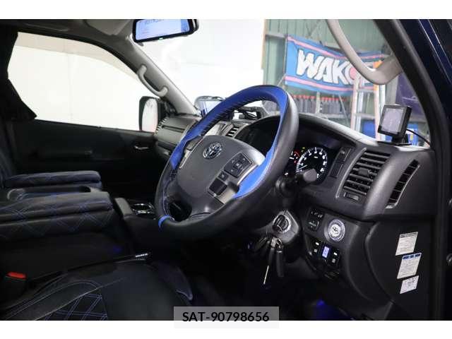 Toyota HIACE VAN 2020-11 8343960-2