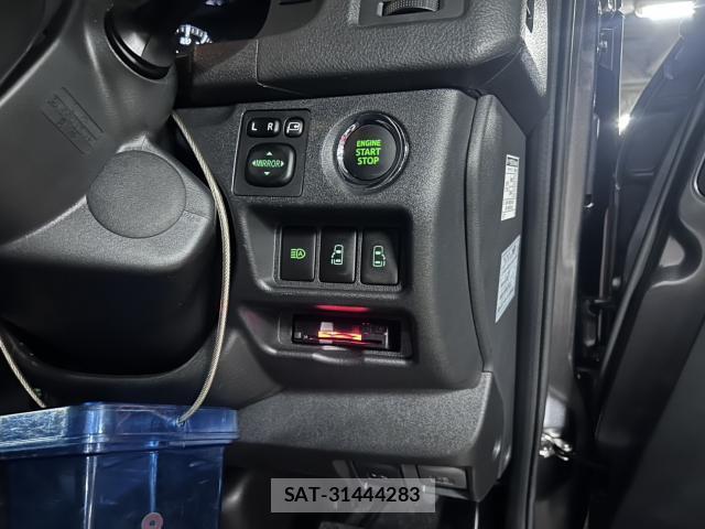 Toyota HIACE VAN 2020-12 8343968-14