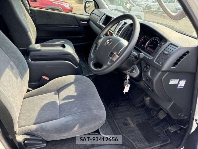 Toyota HIACE WAGON 2019-07 8342794-3