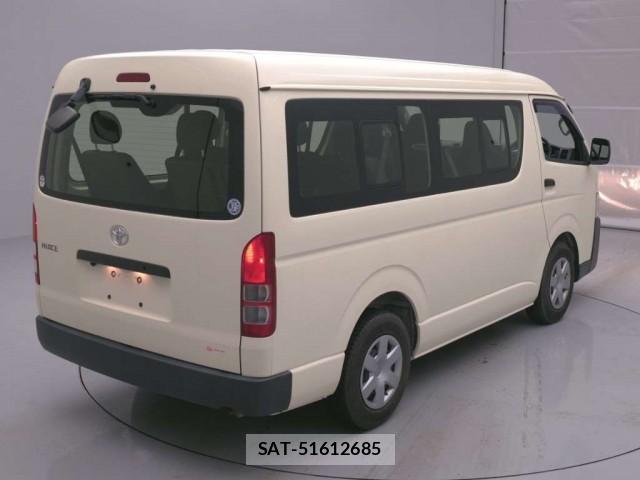 Toyota HIACE WAGON 2021-02 8342809-1