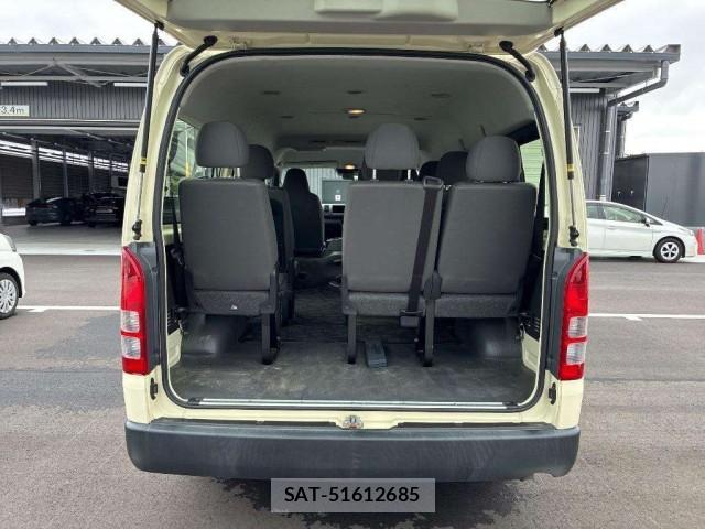 Toyota HIACE WAGON 2021-02 8342809-2