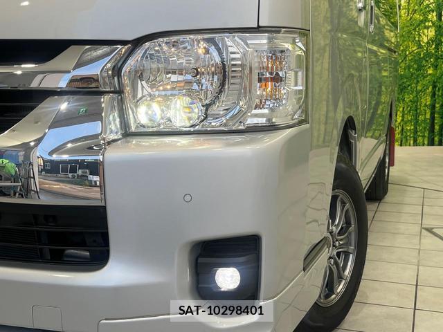 Toyota HIACE WAGON 2022-08 8344012-12