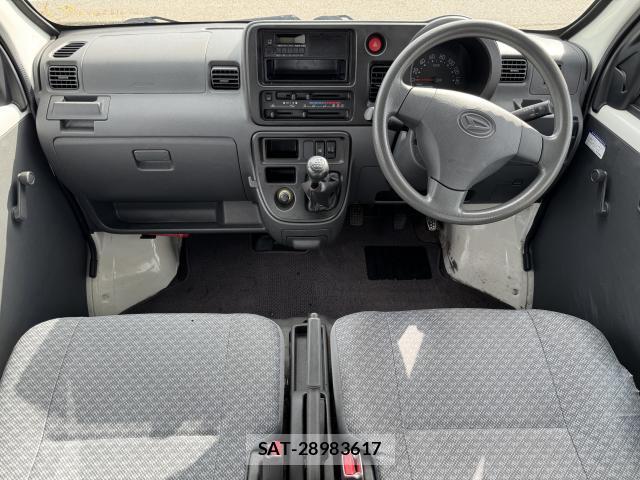 Daihatsu HIJET CARGO 2015-02 8343656-12