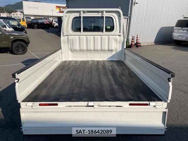 Daihatsu HIJET TRUCK 2015-03 8342378-18