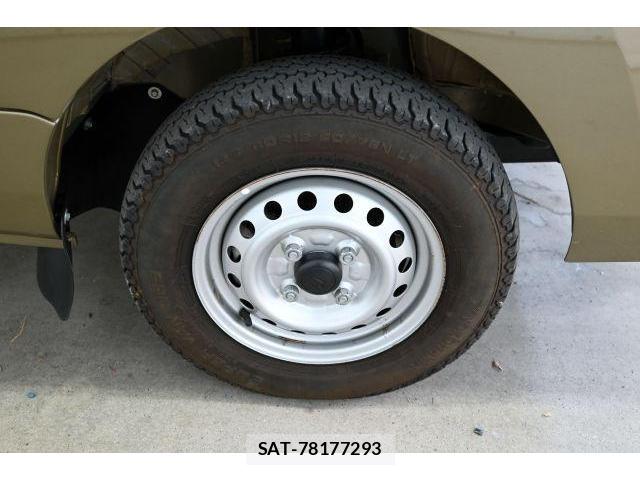 Daihatsu HIJET TRUCK 2022-04 8344009-8