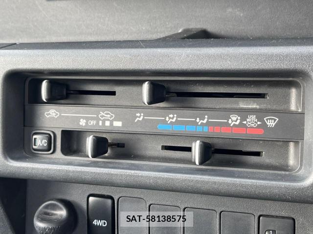 Daihatsu HIJET TRUCK 2015-10 8344066-3