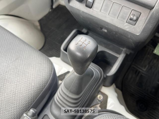 Daihatsu HIJET TRUCK 2015-10 8344066-6