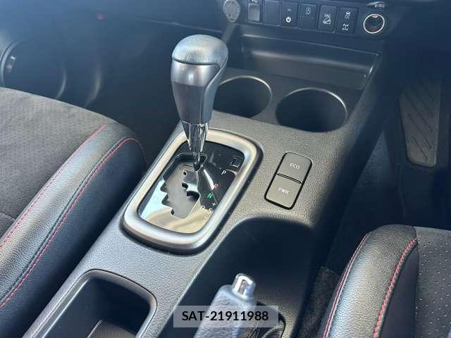 Toyota HILUX 2023-09 8343838-14