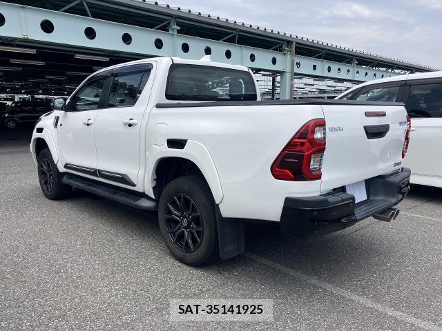 Toyota HILUX 2022-09 8342761-1