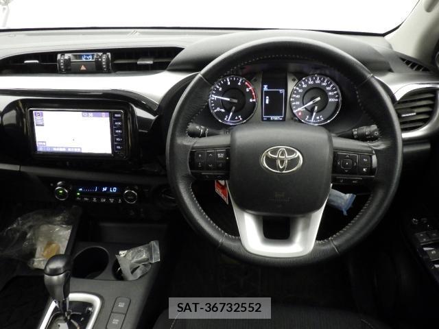Toyota HILUX 2021-09 8342959-2