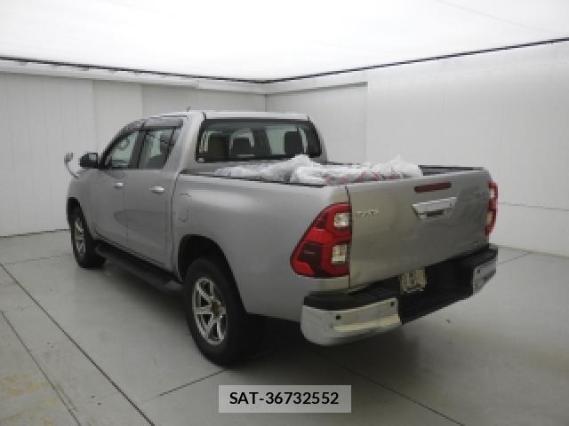 Toyota HILUX 2021-09 8342959-4