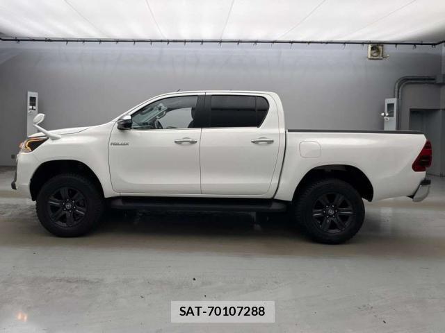 Toyota HILUX 2023-10 8342995-10
