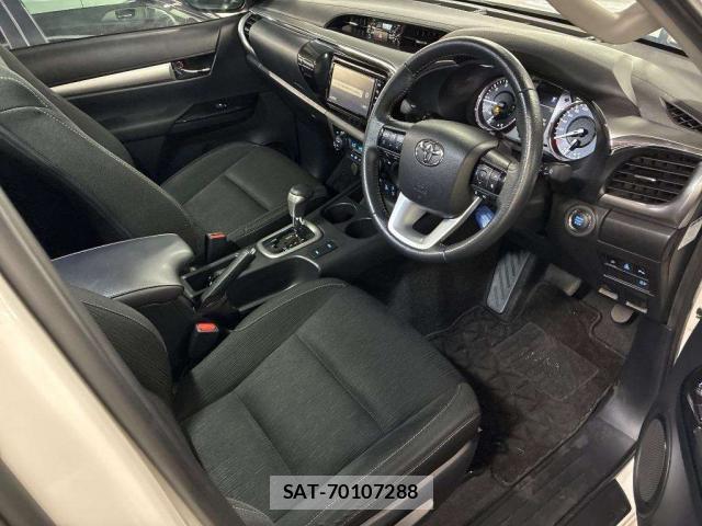 Toyota HILUX 2023-10 8342995-3