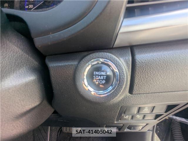 Toyota HILUX 2017-10 8343584-11